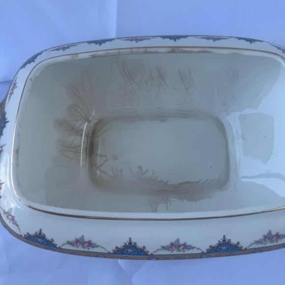 Carrollton China Covered Casserole Dish, Elegant Gold & Blue Lidded Serving Dish - Picture 5 of 7